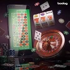 Colorful Plinko board style inside apk 399 deep purple themed interface